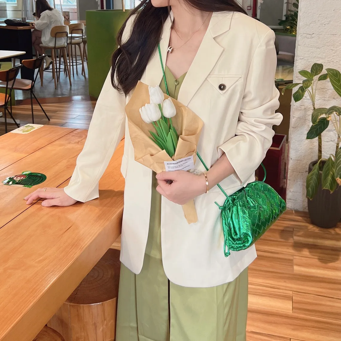 #自家小妹 Upper body renderings Spring is coming. It should be green when it’s green.